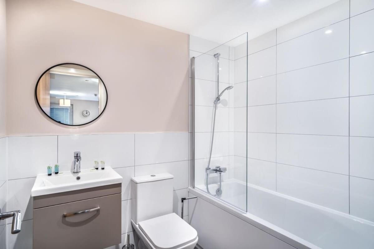 Modern & Spacious 2 Bed Apartment In Manchester Luaran gambar