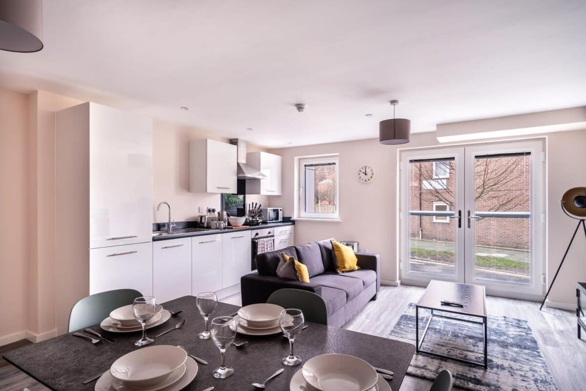 Modern & Spacious 2 Bed Apartment In Manchester Luaran gambar