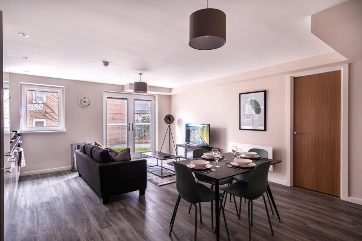 Modern & Spacious 2 Bed Apartment In Manchester Luaran gambar