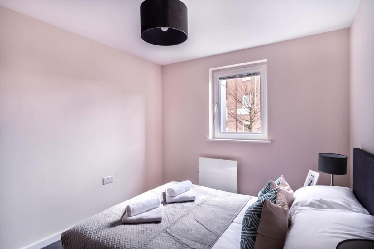 Modern & Spacious 2 Bed Apartment In Manchester Luaran gambar