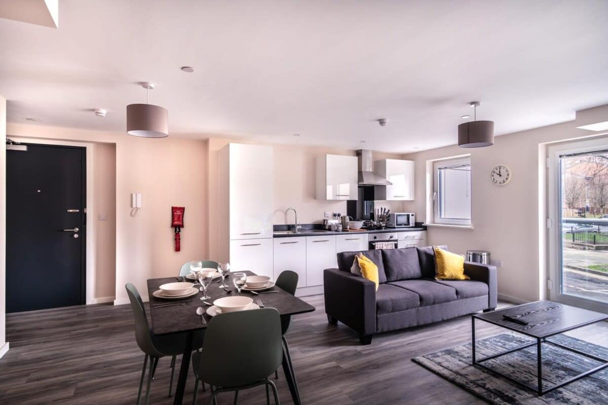 Modern & Spacious 2 Bed Apartment In Manchester Luaran gambar